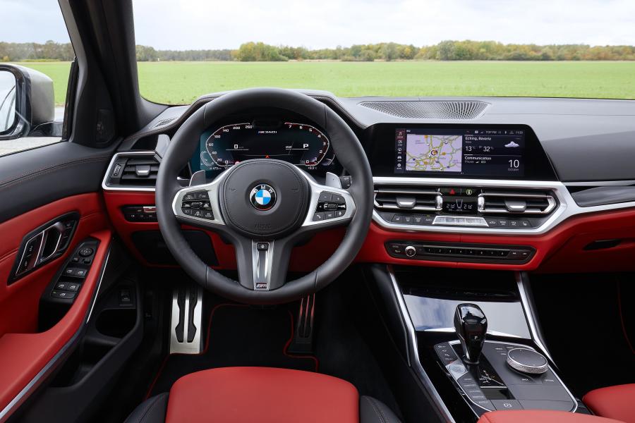 Торпедо BMW M340i xDrive Touring (G21) 2019 года  (WW) (фото 42 из 50)